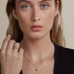 Colgante Oro con Esmeralda*Eguzkilore Online