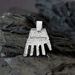 Colgante Mano Irulegi Plata 20mm*Eguzkilore Clearance