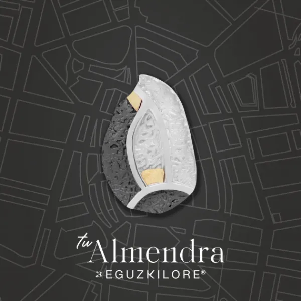 Pendientes Almendra Vitoria Plata y Lámina de Oro*Eguzkilore